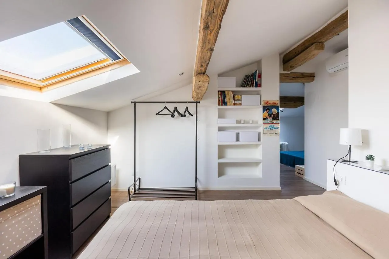 Italy Prestigious Historical Attic In Bologna Lejlighed 0*,  Italien