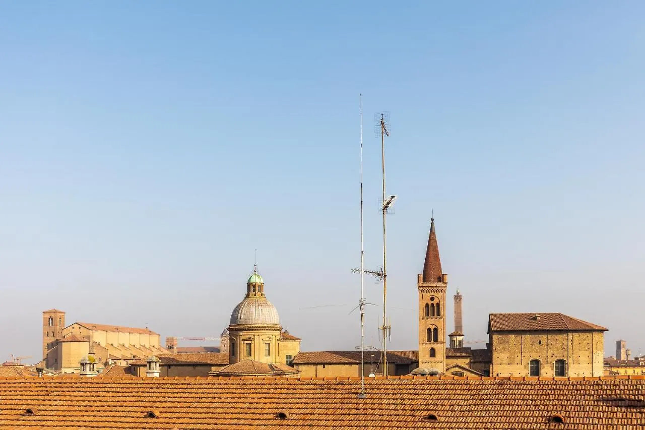 Italy Prestigious Historical Attic In Bologna Apartment
